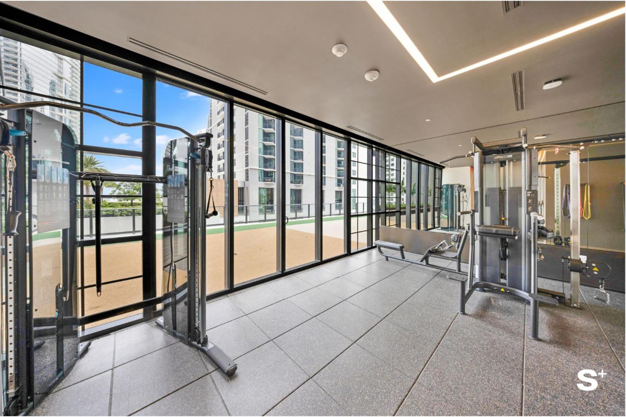 Upscale 1br In Dtw With Views Apartamento