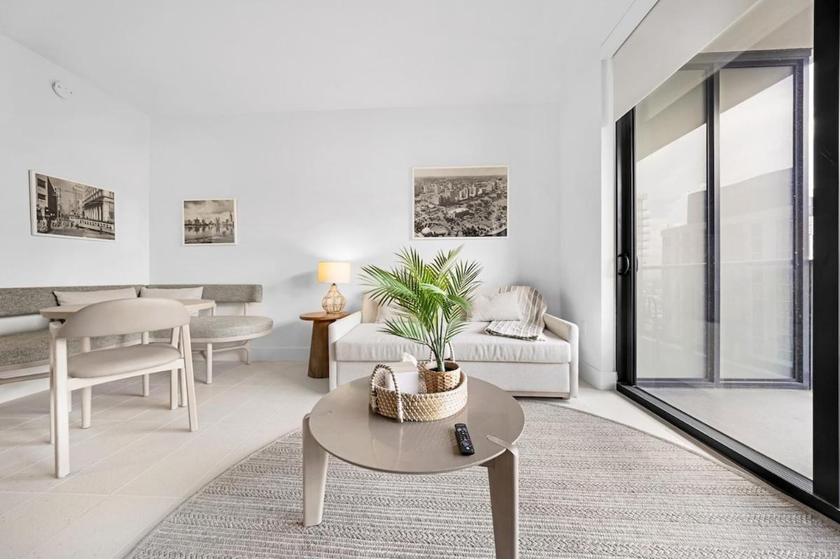 Upscale 1br In Dtw With Views Apartamento