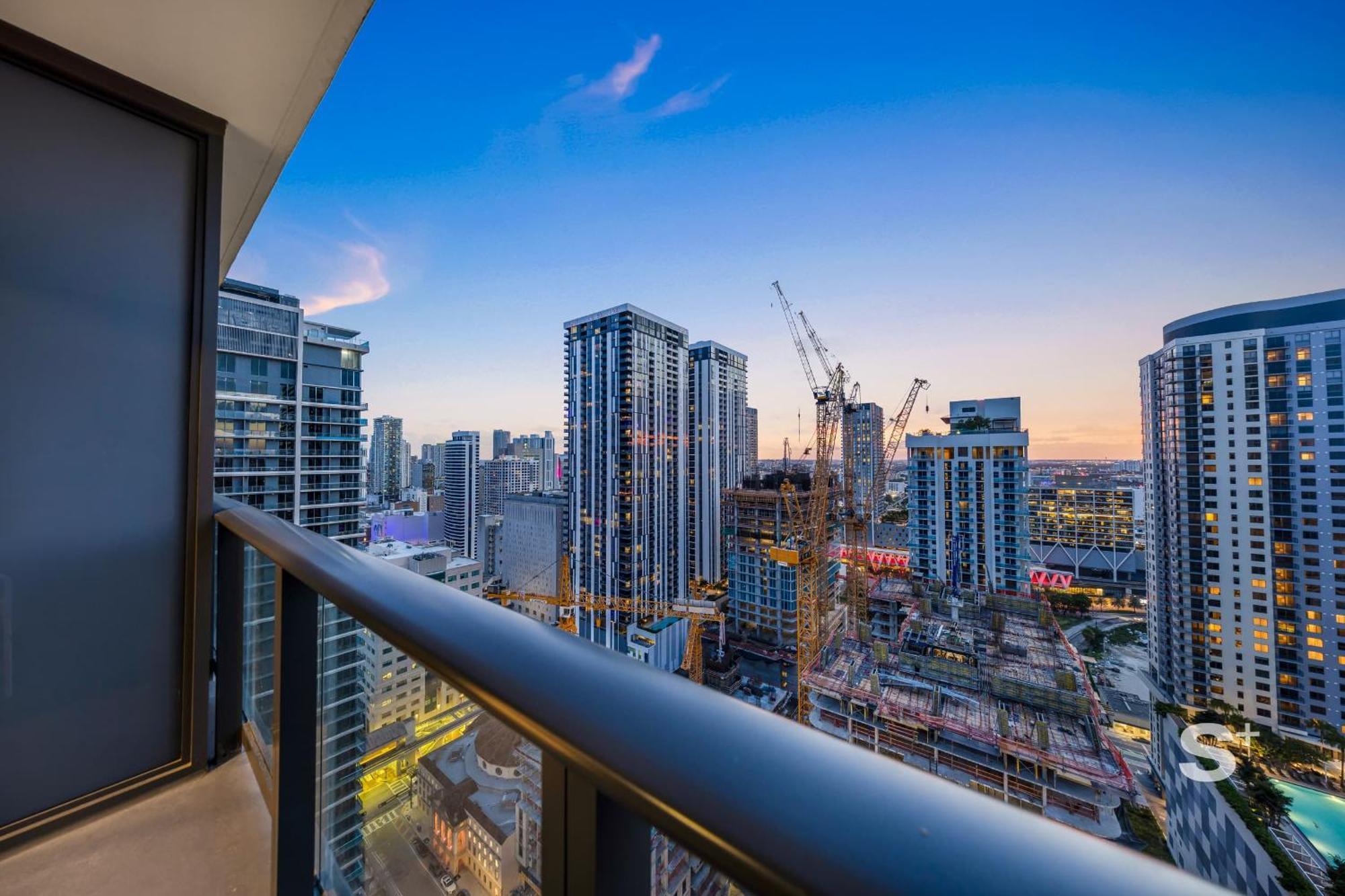 Upscale 1br In Dtw With Views Apartamento Miami